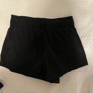 Lulu lemon shorts